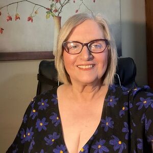 Meet your Posher, Mimi